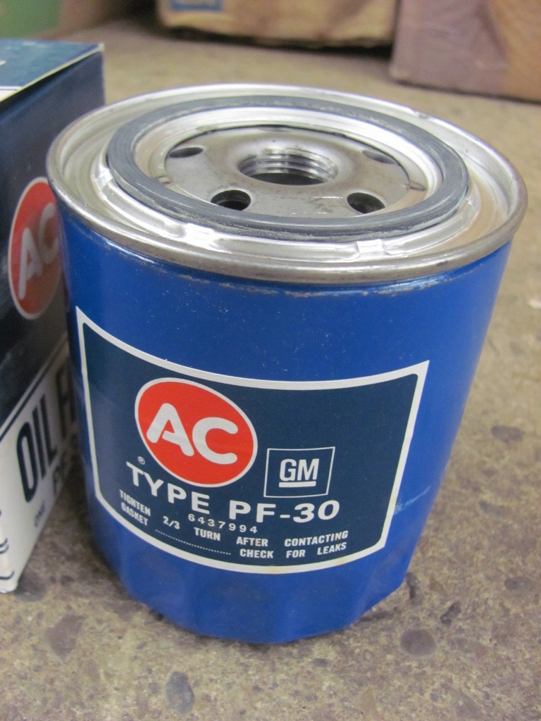 NOS Oldsmobile Olds Pontiac V8 AC Oil Filter 455 400 350 GTO 442